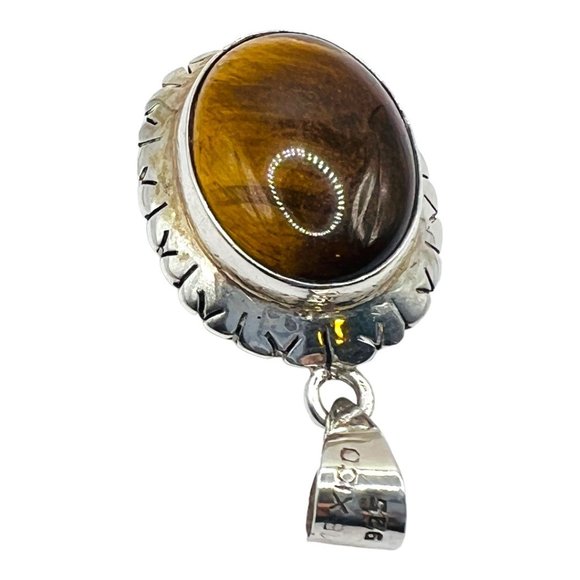 Vintage Mexico Taxco 925 Silver Tiger Eye Oval Pendant With Intricate Design - Picture 8 of 11